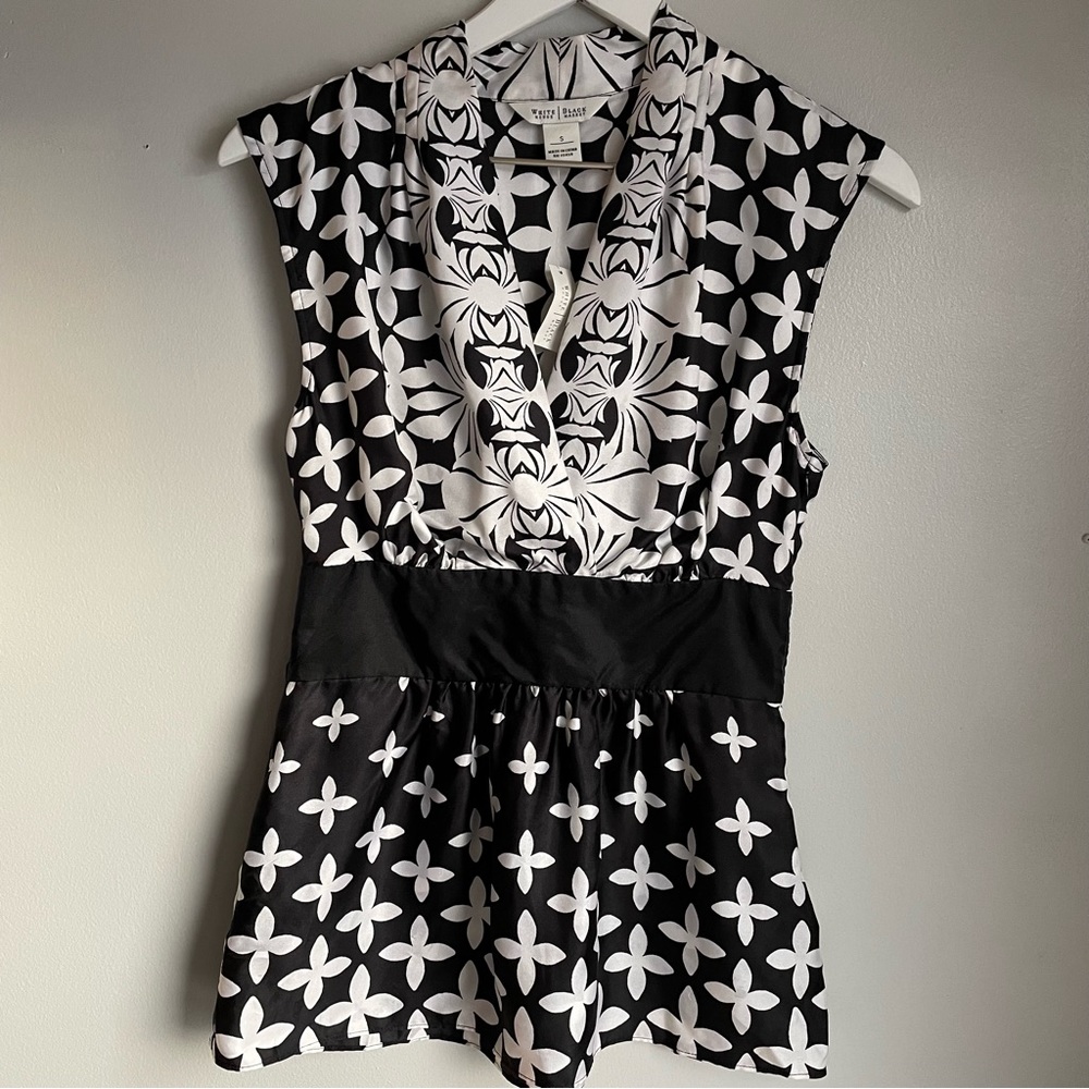 NWT White House Black Market silk blouse Size S
